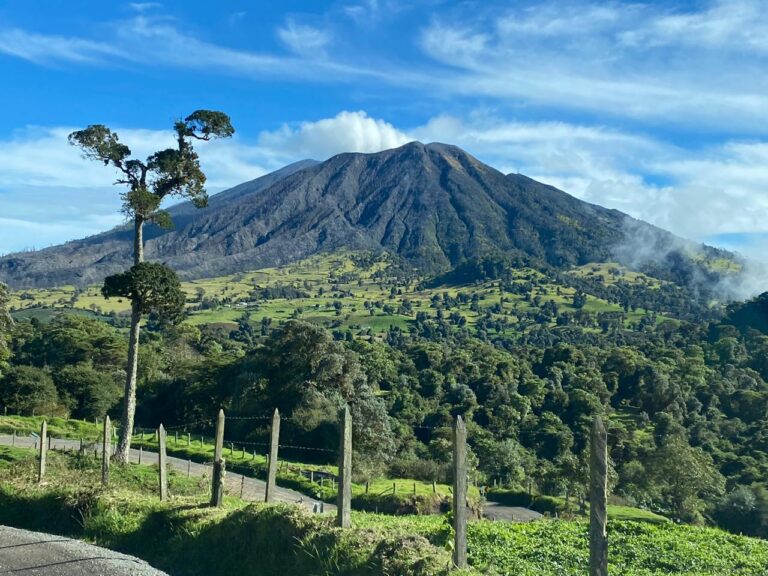 Volcán_Turrialba,_Costa_Rica